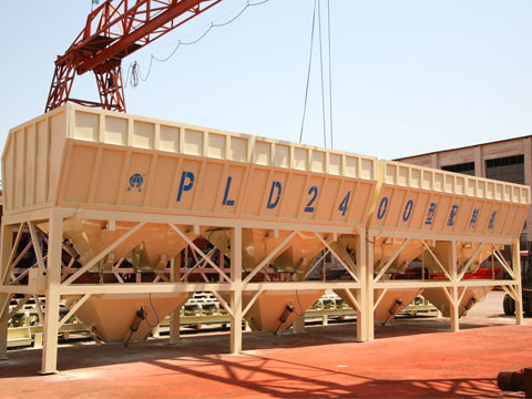 PLD2400混凝土配料機四倉尺